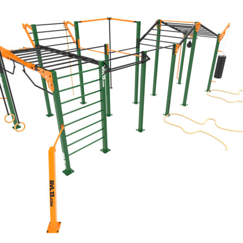 Calisthenics toestel Nippur L+ 13 Van ontwerp tot installatie: SKWShop, uw partner in buiten fitness en calisthenicstoestellen. Hier de Nippur L+ met de optionele battleropes en boksak afgebeeld.